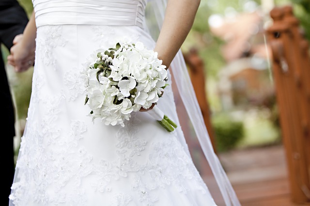河南一年结婚登记量少近11万 网友表示：结婚成本太高